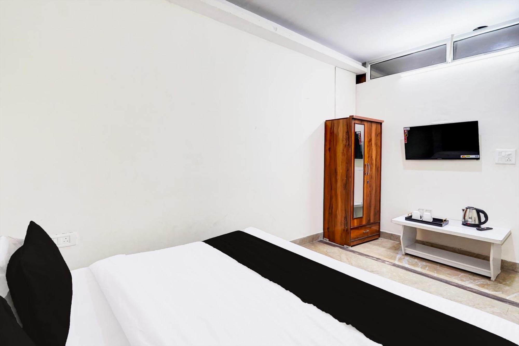 Hotel O Ashoka Inn Hotel Near Botanical Garden 노이다 외부 사진