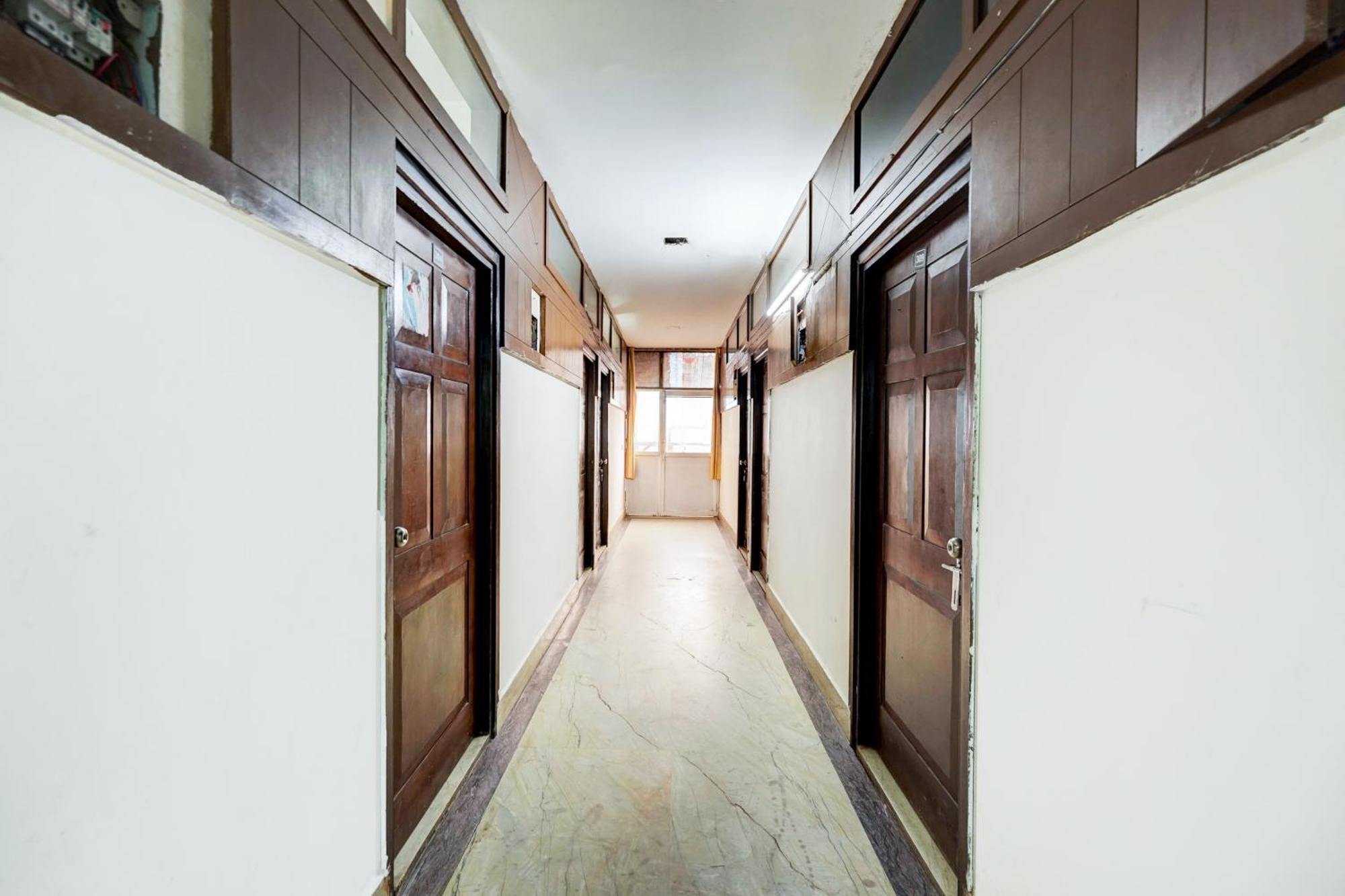 Hotel O Ashoka Inn Hotel Near Botanical Garden 노이다 외부 사진